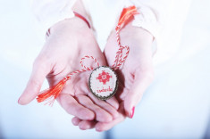 Martisor Iubaret &amp;amp;#8211; Martisor Vintage Brosa Personalizat Broderie foto