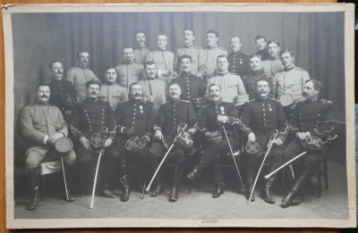 Fotografie militara de dimensiuni mari, ofiteri romani la manevrele din 1912, pe carton gros foto