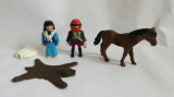 Figurine Playmobil - cal, blana de urs, 2 omuleti (femeie si barbat)