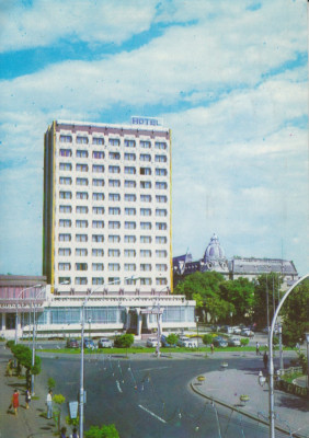 Vedere color, 106 x 150 mm, circulata, hotelul Traian, Braila, R. S. R. foto