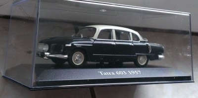 Macheta Tatra 603 1957 negru - Atlas 1/43 foto