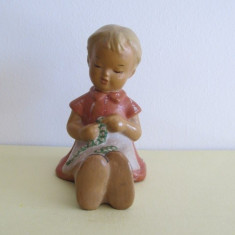 Bibelou din ceramica , fetita , vintage (6)