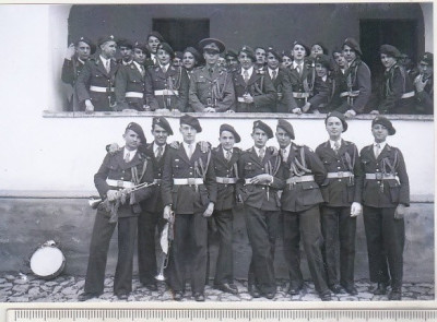 bnk foto - Elevi ai Colegiului National Nicolae Filipescu - 1941 foto
