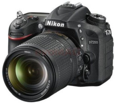 Aparat Foto D-SLR NIKON D7200, Kit 18-140mm VR, Filmare Full HD, 24.2MP, Wi-Fi (Negru) foto