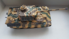 + Macheta asamblata 1/35 - Tanc german Panther + foto