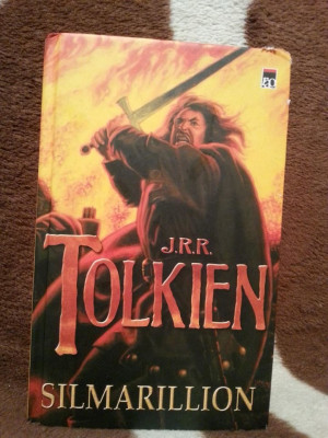 SILMARILLION-J.R.R. TOLKIEN foto