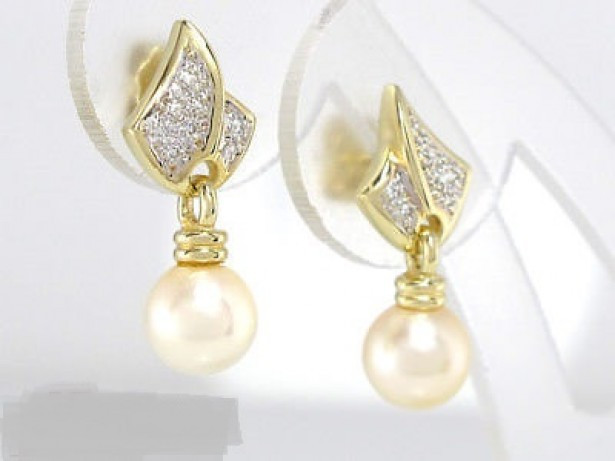 Cercei aur 14k deosebiti cu perla akoya si diamante | Okazii.ro