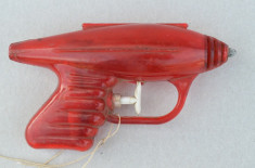 Pistol cu apa - jucarie veche din plastic - functional - epoca space - anii &amp;#039;60 foto