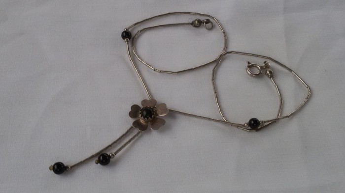 argint COLIER cu FLOARE pistil ONIX si margele ONIX delicat SPLENDID finut RAR