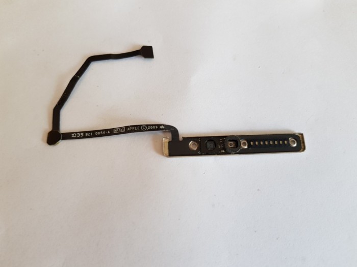 Senzor / indicator incarcare baterie Apple MacBook Pro A1286 2010 ORIGINAL! foto mare Senzor / indicator incarcare baterie Apple MacBook Pro A1286 2010 ORIGINAL! foto mare
