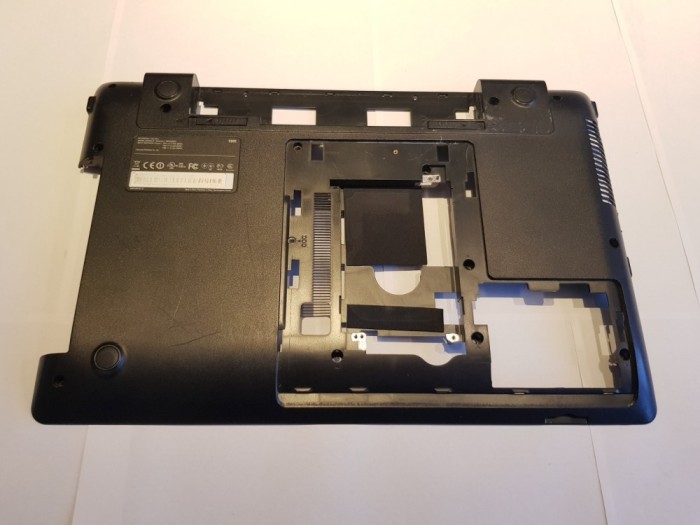 Bottom case laptop Samsung NP300E5X ORIGINAL! Foto reale! foto mare Bottom case laptop Samsung NP300E5X ORIGINAL! Foto reale! foto mare
