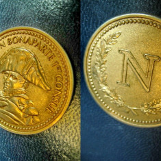 8325-Medalie Napoleon Prim Consul bronz aurit stare buna 3.5 cm.