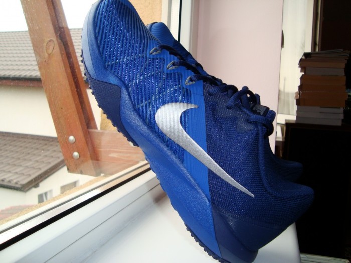 Sneakersi barbatesti Nike Retaliation-Model deosebit-Originali-In cutie foto mare Sneakersi barbatesti Nike Retaliation-Model deosebit-Originali-In cutie foto mare