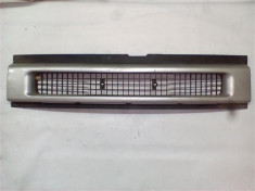 Grila radiator Iveco Daily An 2001-2006 foto