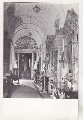 bnk cp Sinaia - Muzeul Peles - Culoar ( fragment ) - necirculata foto