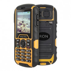 TELEFON RUGGED 2SIM IRON KRUGER&amp;amp;MATZ foto