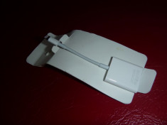Apple Lightning to SD Card Reader Model A-1441 foto