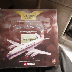 Macheta avion VICKERS VISCOUNT 800 SERIES LUFTHANSA - CORGI scara 1:144