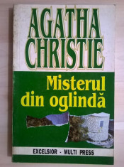 Agatha Christie - Misterul din oglinda foto