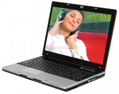 Laptop MSI MegaBook M662X-097EU + Geanta foto