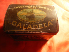 Cutie veche de Ciocolata , din tabla emailata Londra - Caladela ,dim=11,8x8x9 cm foto