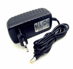 Alimentare camera supraveghere 12V / 2A foto