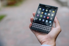 BlackBerry Passport foto