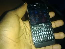 Nokia e71 stare foarte buna foto