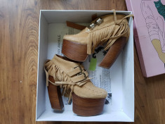 Botine fabuloase Jeffrey Campbell 37 foto