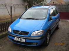 Vand Opel Zafira foto