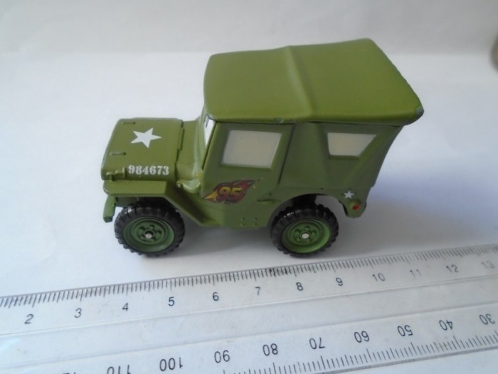 bnk jc Disney Pixar - Cars - Sarge