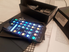 Samsung Galaxy S8 Plus , 64GB , Midnight Black foto