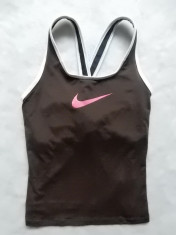 Tricou cu top integrat Nike Dri Fit. Marime L (173 cm inaltime); ca nou foto