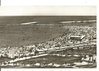 (A) carte postala-CONSTANTA-Pe plaja foto