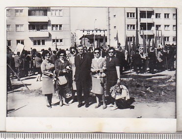 bnk foto - Ploiesti - Defilarea de 1 Mai 1967 - str Democratiei foto