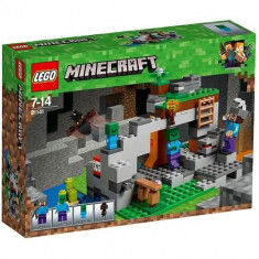 LEGO Minecraft Pestera cu Zombi 21141 foto