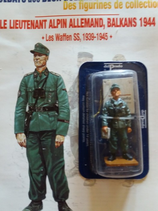 Soldat plumb-SS Officer - Germany - 1944 Nr: 10 + Revista 1:32 Soldat plumb-SS Officer - Germany - 1944 Nr: 10 + Revista 1:32