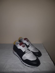 Adidasi GIVENCHY 41 foto