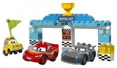 10857 Lego Duplo Cars - Cursa Pentru Cupa Piston foto