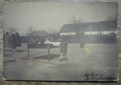 Depunerea juramantului de soldati// fotografie 1929 foto