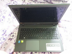 Laptop accer aspire e 15 foto