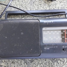 RADIO SONY ICF-780 ,FUNCTIONEAZA .