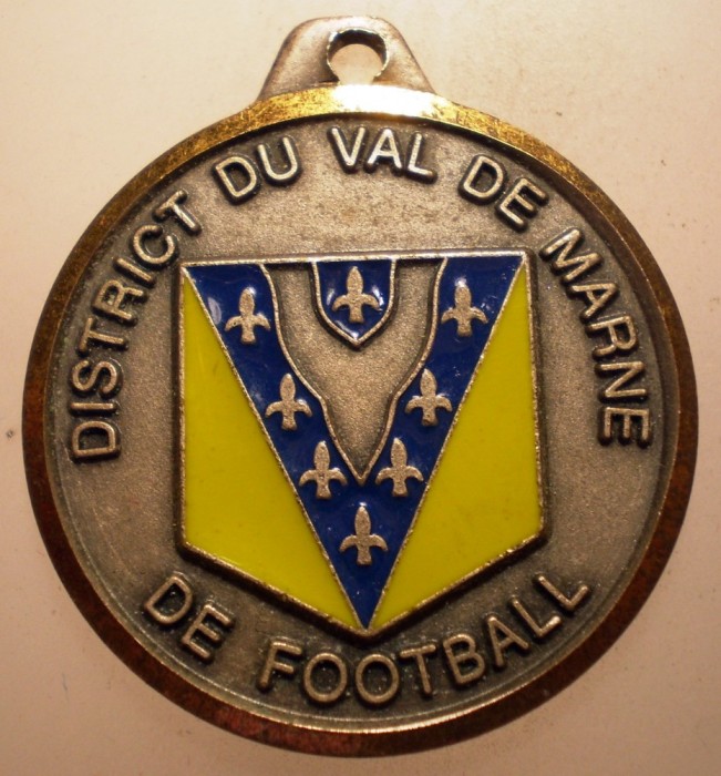 2.855 FRANTA MEDALIE SPORT FOTBAL VAL DE MARNE 1998 32mm foto mare 2.855 FRANTA MEDALIE SPORT FOTBAL VAL DE MARNE 1998 32mm foto mare