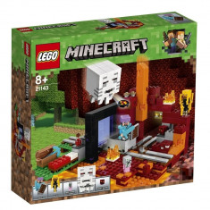 LEGO Minecraft, Portalul Nether 21143 foto