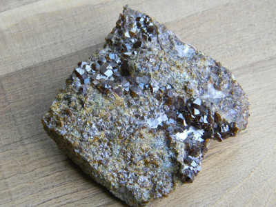 Specimen minerale - GRANAT (B1) foto