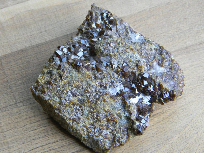 Specimen minerale - GRANAT (B1)