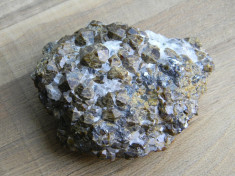 Specimen minerale - GRANAT (B1) foto