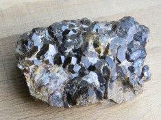 Specimen minerale - GRANAT (B1) foto