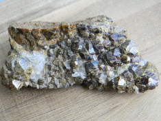 Specimen minerale - GRANAT (B1) foto