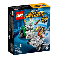 LEGO? DC Comics Super Heroes - Wonder Woman contra Doomsday (76070) foto